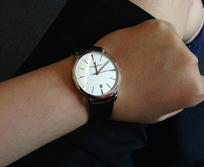 江詩(shī)丹頓傳承系列腕表 奢華品味與經(jīng)典工藝的象征